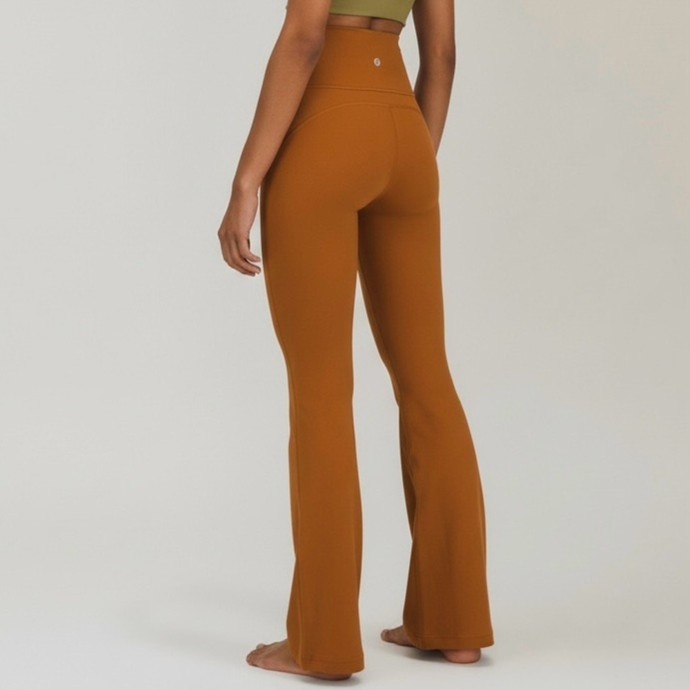 Lululemon Groove Super-High-Rise Flared Pant Nulu Butternut Brown Womens size 4